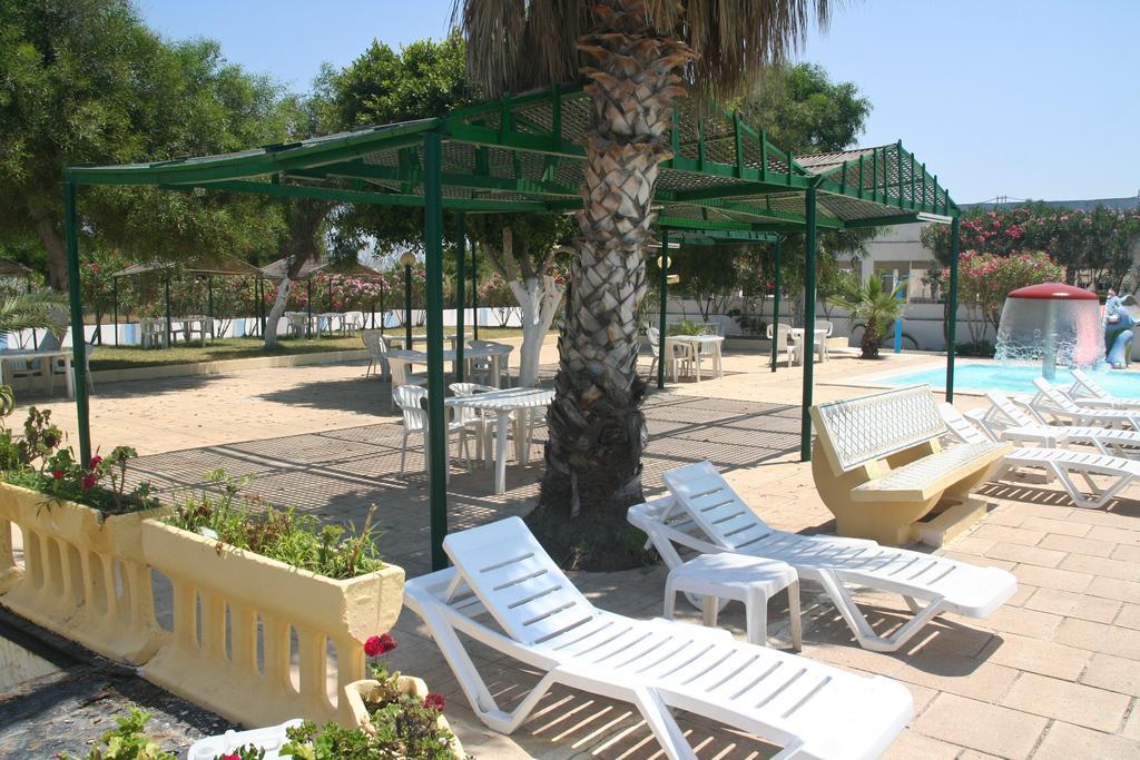 Hotel Complexe Touristique Sidi Salem Bizerta Exterior foto
